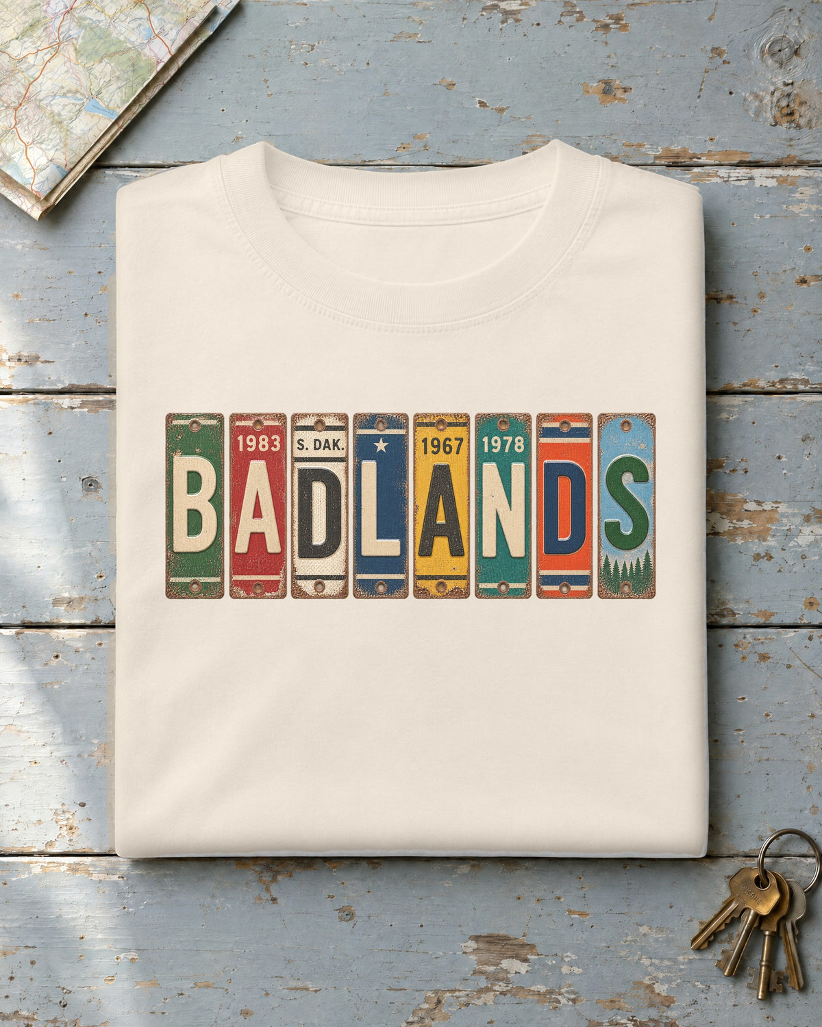 Badlands, South Dakota vintage license plate t-shirt in Ivory