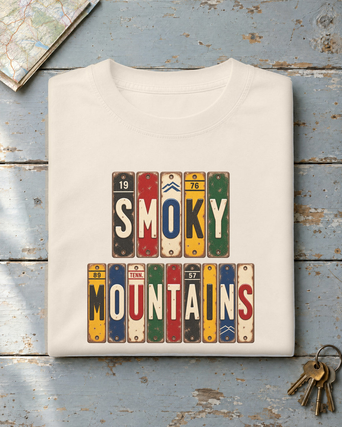 Smoky Mountains, Tennessee vintage license plate t-shirt in Ivory