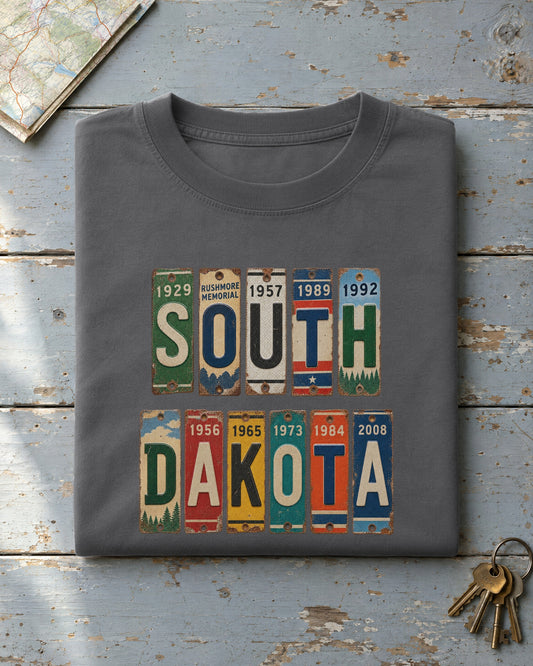 South Dakota vintage license plate t-shirt in Pepper
