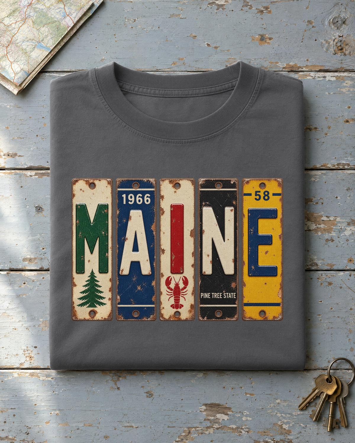 Maine vintage license plate t-shirt in Pepper