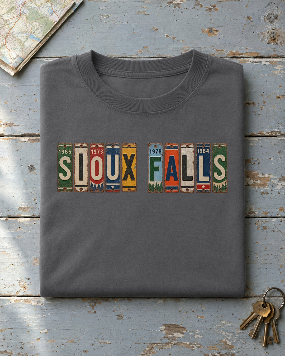 Sioux Falls, South Dakota vintage license plate t-shirt in Pepper
