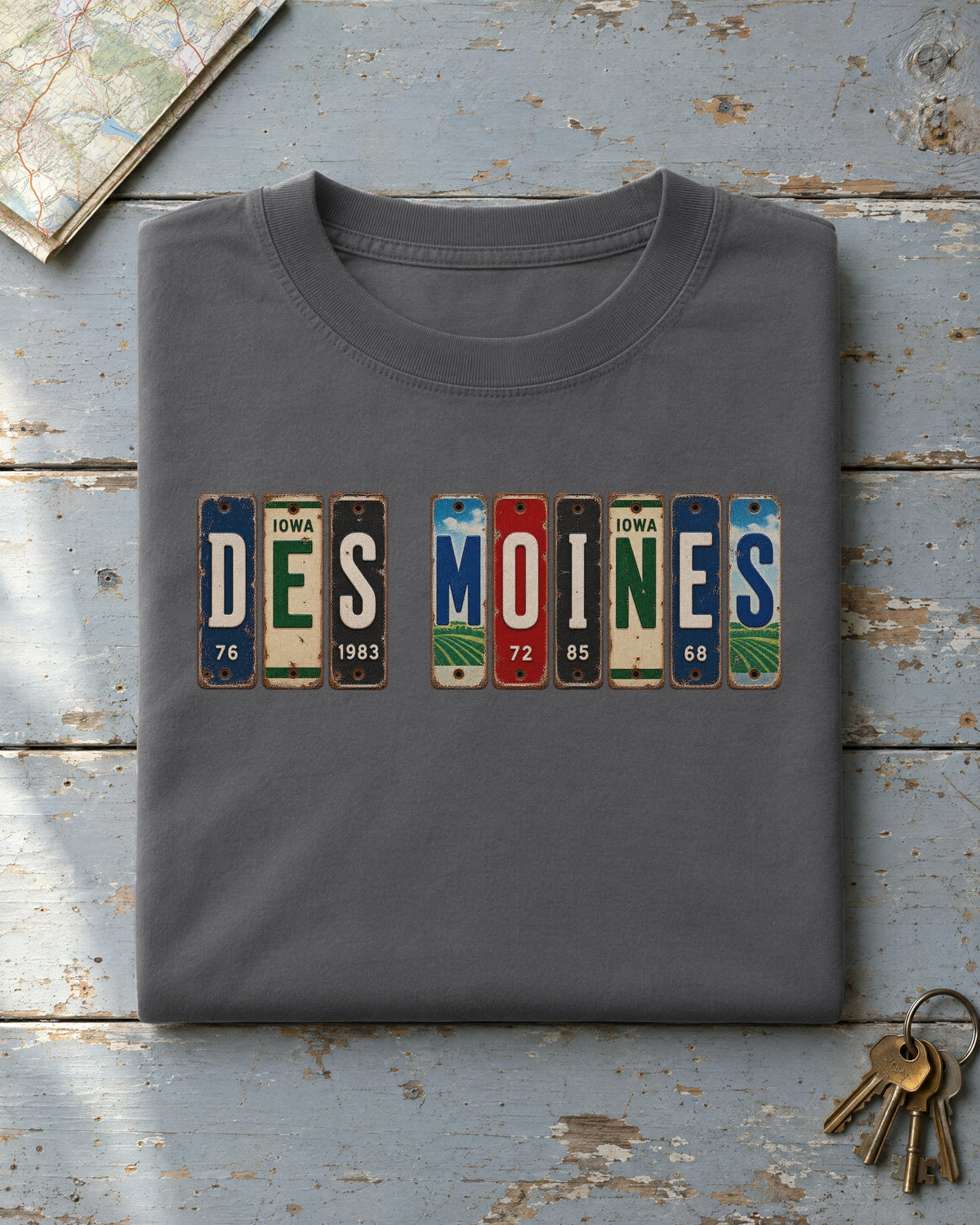 Des Moines, Iowa vintage license plate t-shirt in Pepper