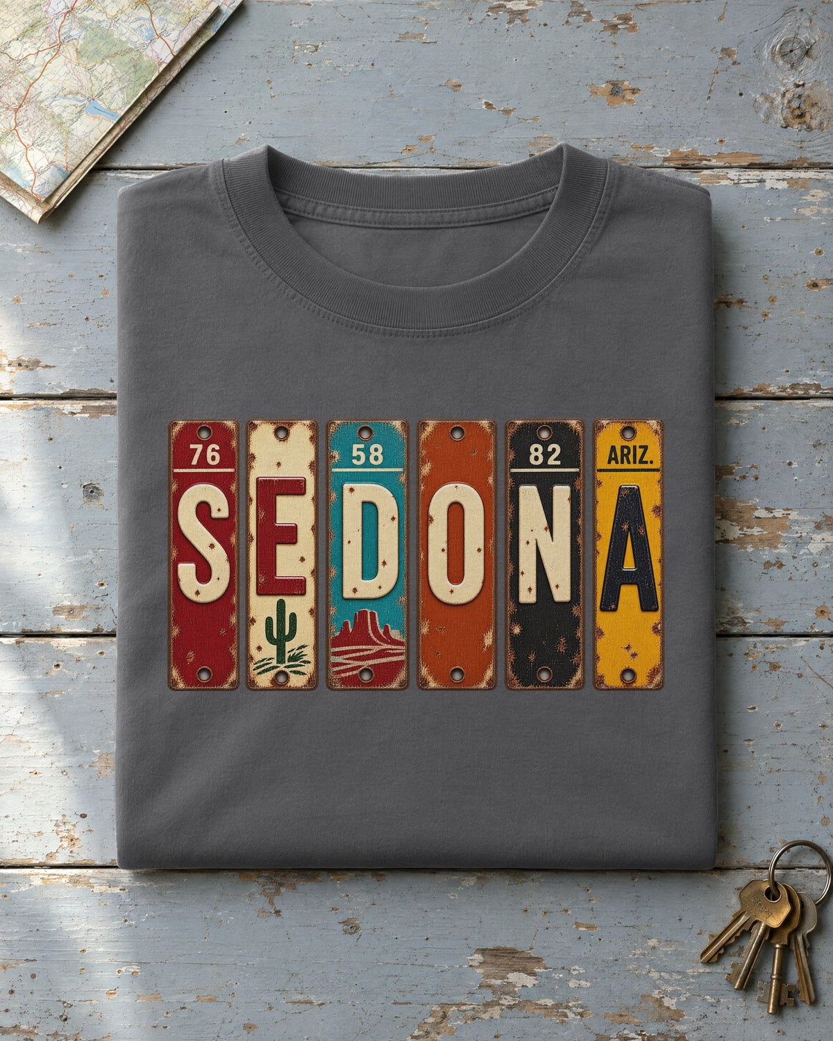 Sedona, Arizona vintage license plate t-shirt in Pepper