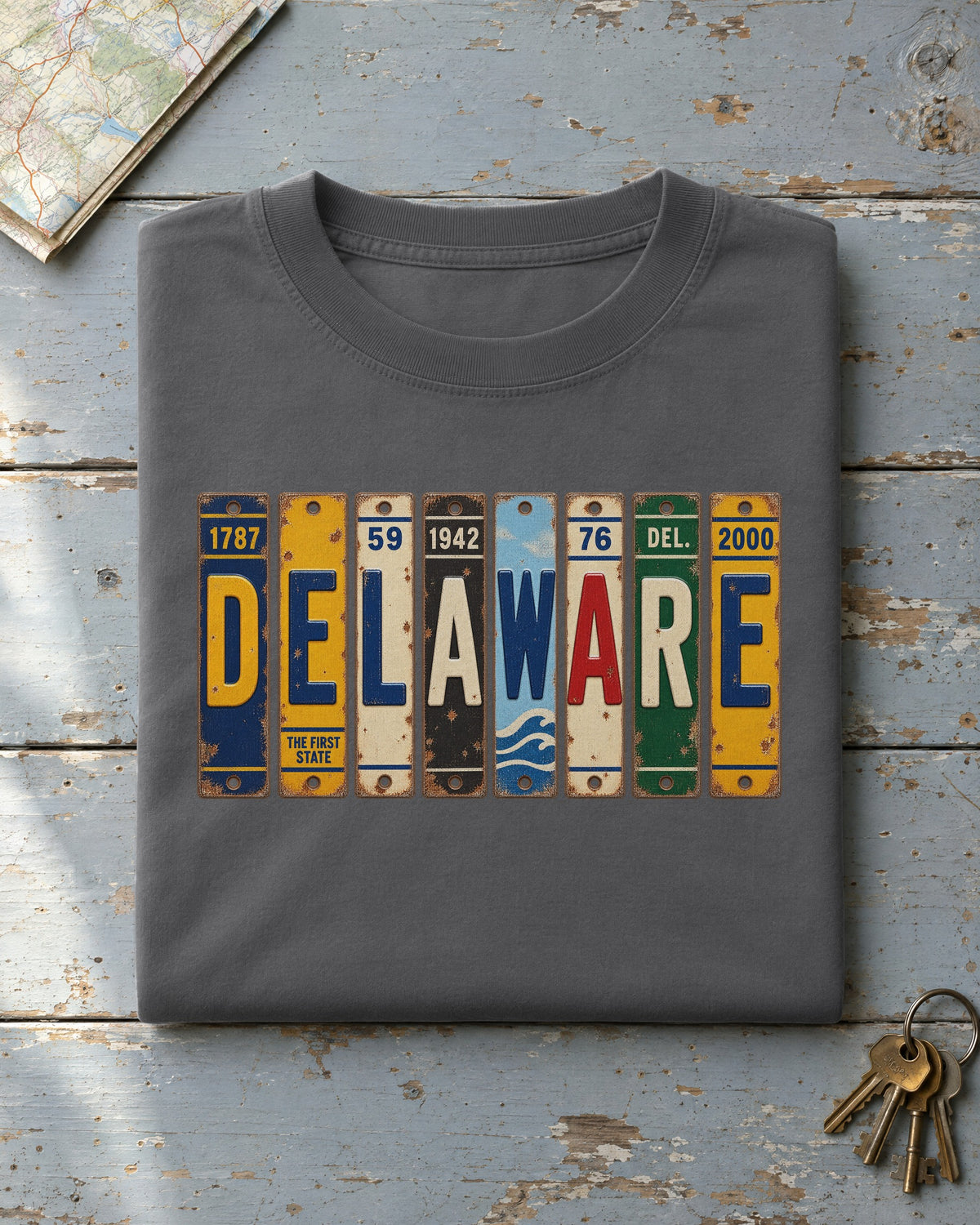 Delaware vintage license plate t-shirt in Pepper