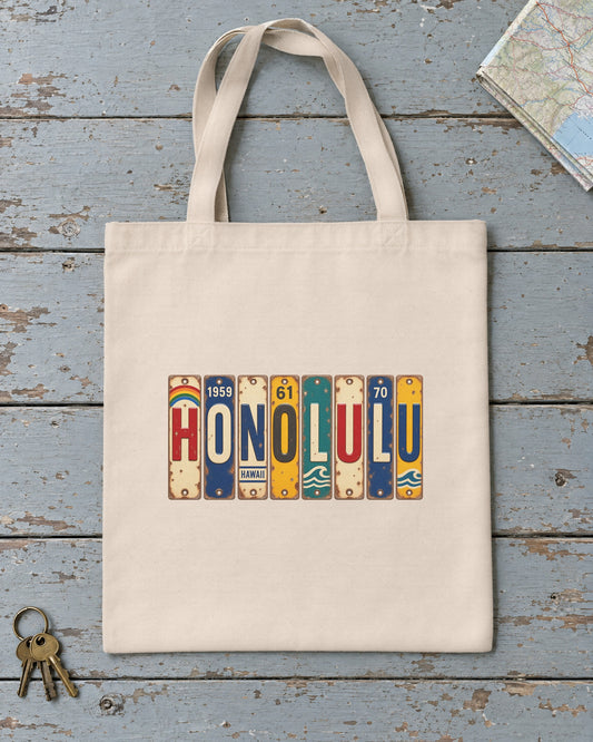 Honolulu, Hawaii vintage license plate tote bag in Natural